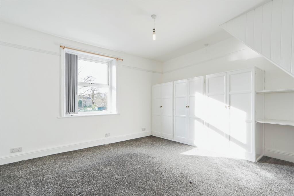 Additional property image - Broomhill Avenue, Keighley