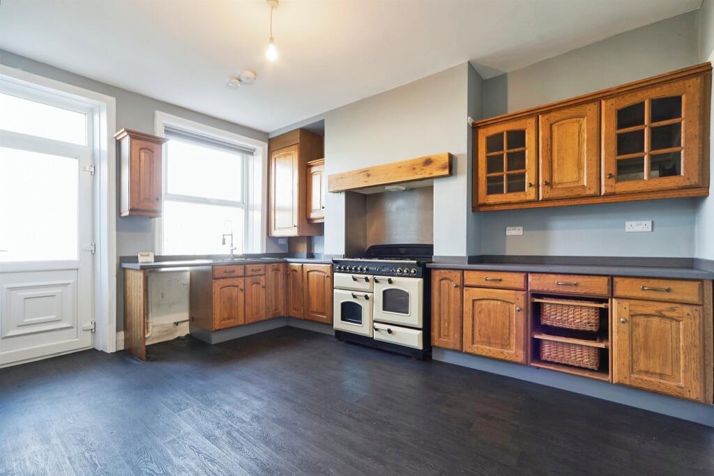 Additional property image - Broomhill Avenue, Keighley