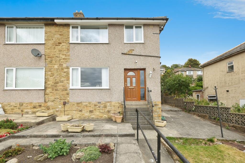 Main image of property: Scott Lane West, Riddlesden, Keighley