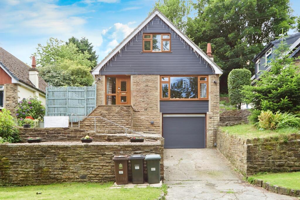 3 bedroom detached house for sale in Ingrow Lane, Keighley, BD22