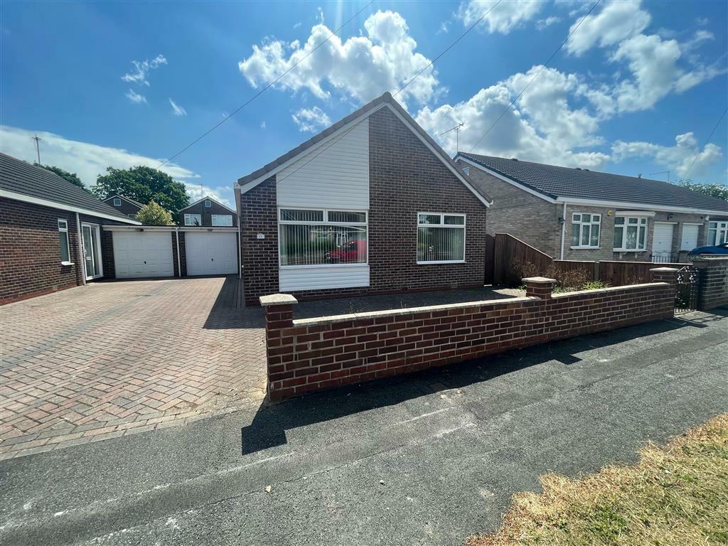 2 bedroom bungalow for rent in Bessacarr Avenue, Willerby, HULL, HU10