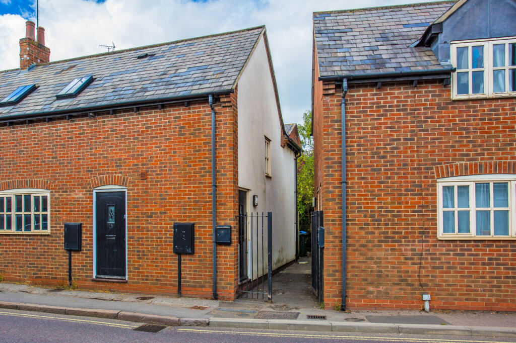 Main image of property: Stratford Road, BUCKINGHAM