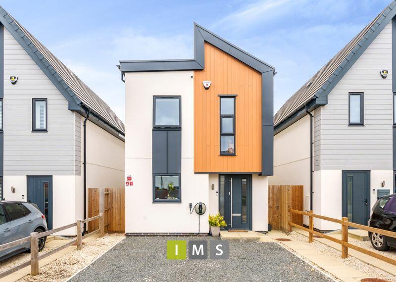 2 bedroom detached house for sale in Friend Way, Bicester, OX25