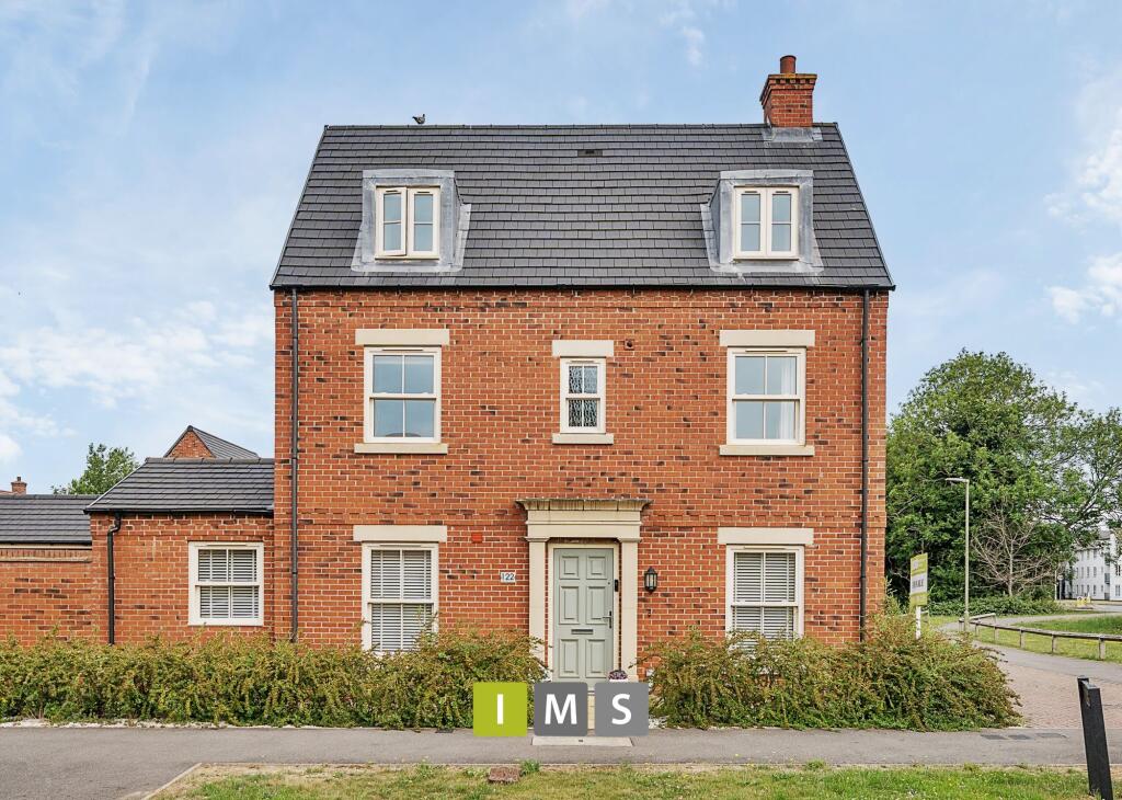 Main image of property: Flanders Close, Bicester, OX26