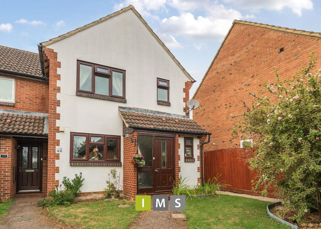Main image of property: The Glades, Launton, OX26