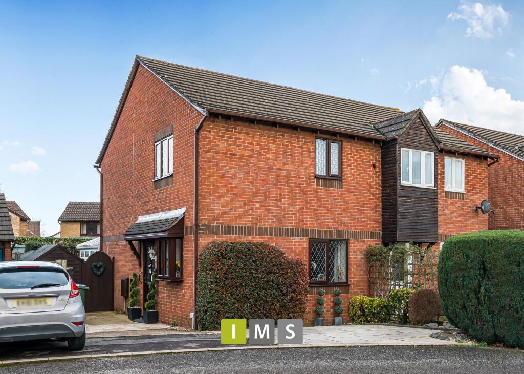 Main image of property: Spindleside, Bicester, OX26