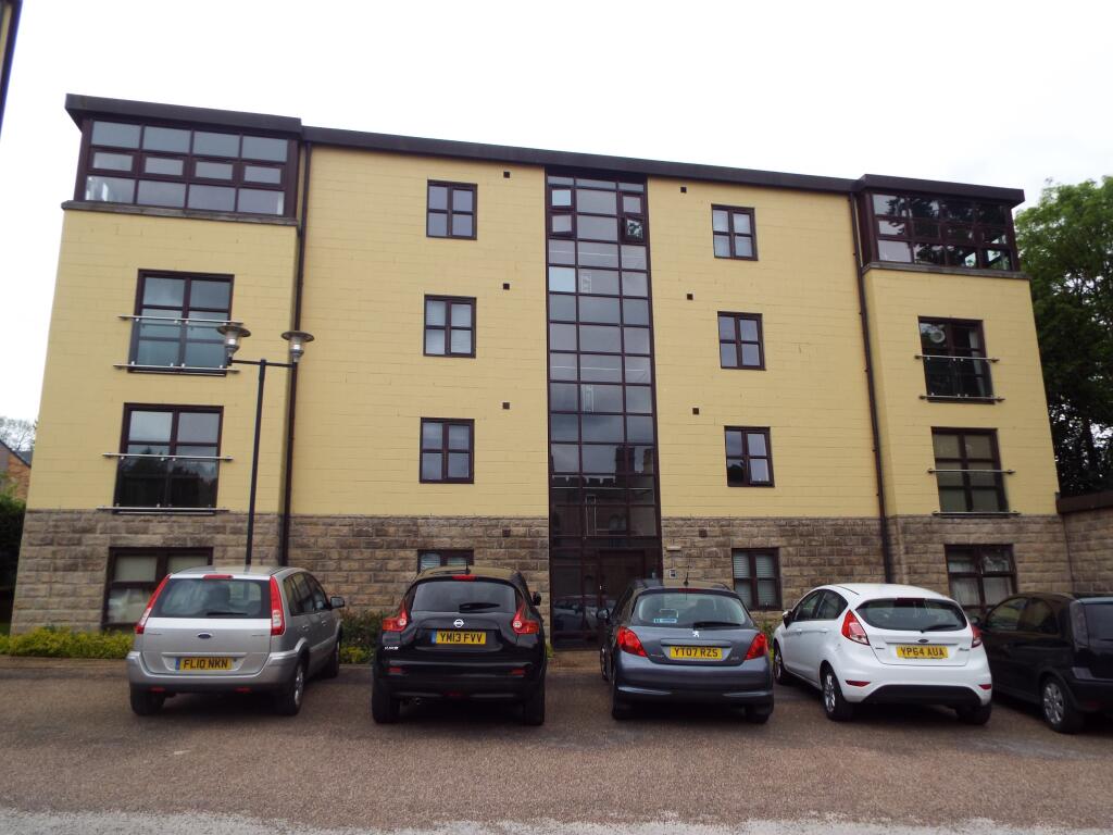 Main image of property: Queens Mews, Queens Tower, 86 Park Grange Road, Sheffield, Nr city centre, S2 3RX