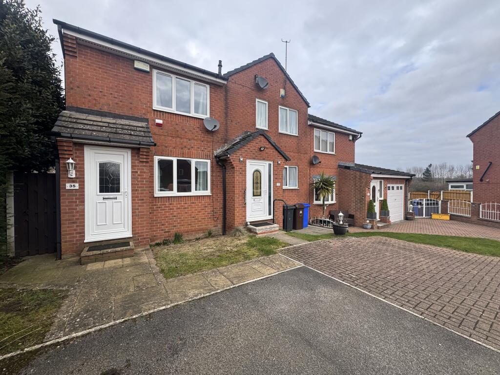 Main image of property: Jordanthorpe Green S8 8DZ