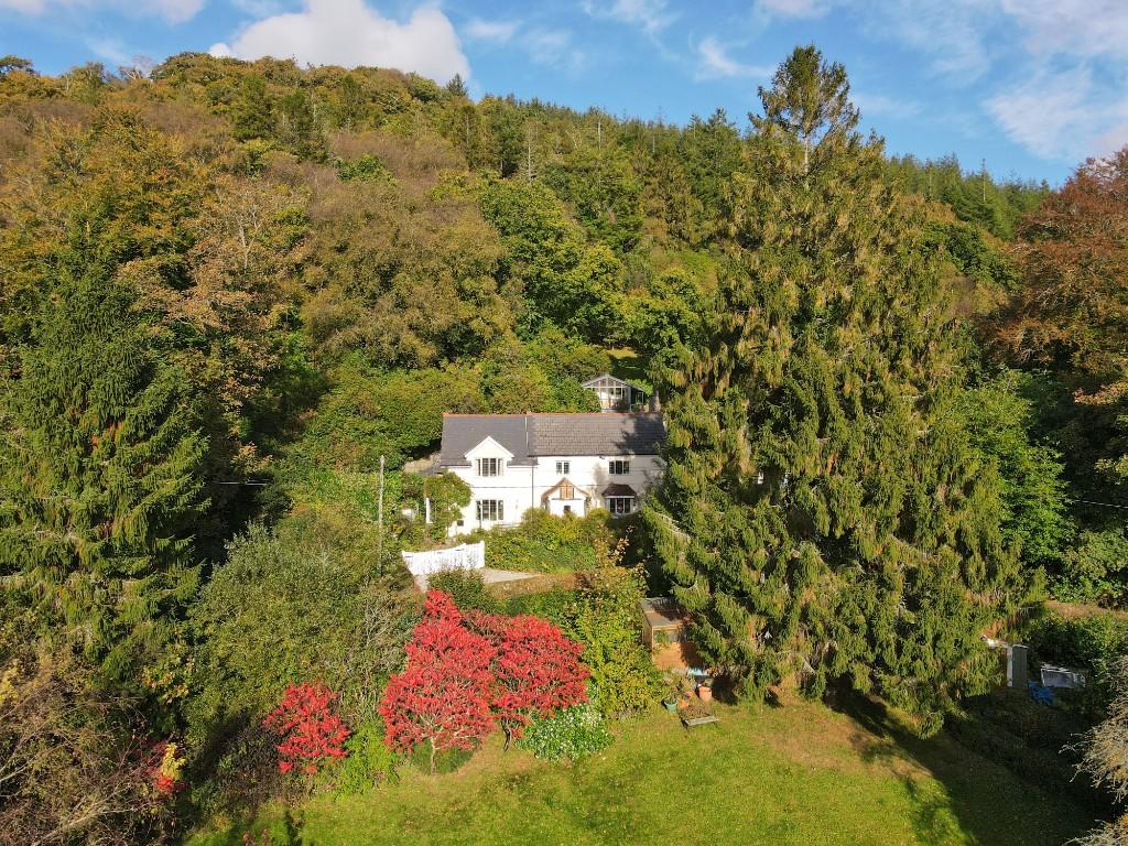 Main image of property: Lewdown, EX20