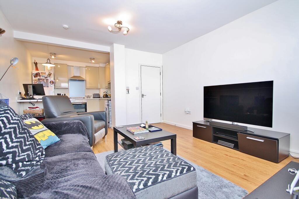Main image of property: High Street, Knaphill, Woking, Surrey, GU21