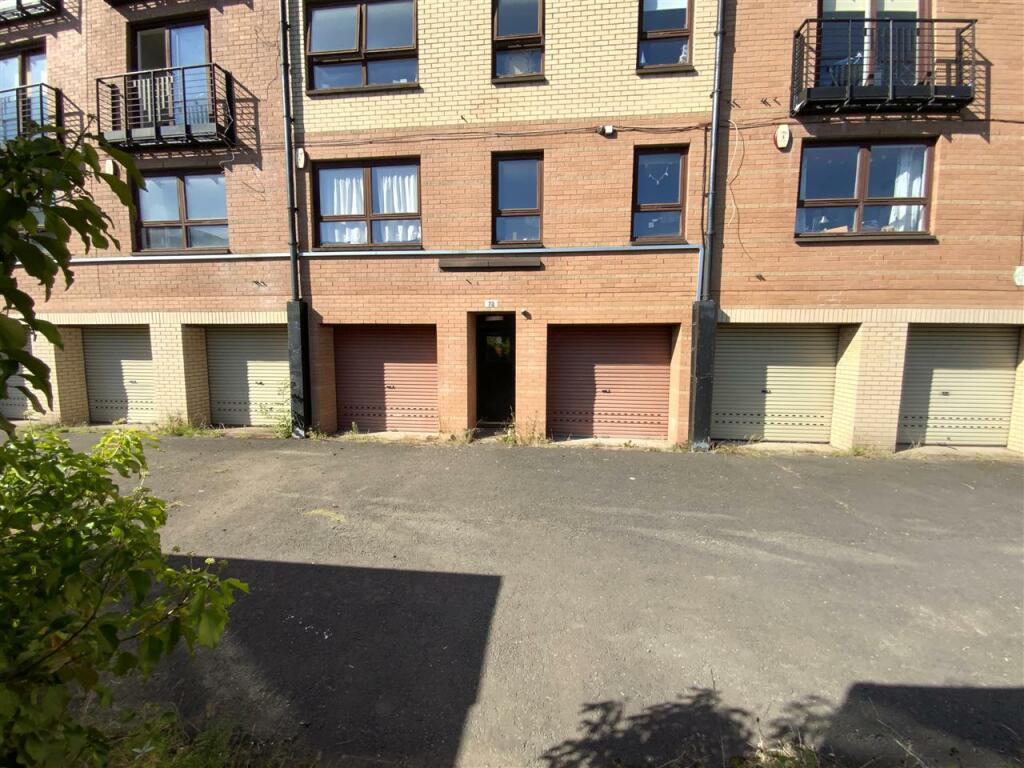 Main image of property: 73 Otago Street - Garage 3, Hillhead, Glasgow