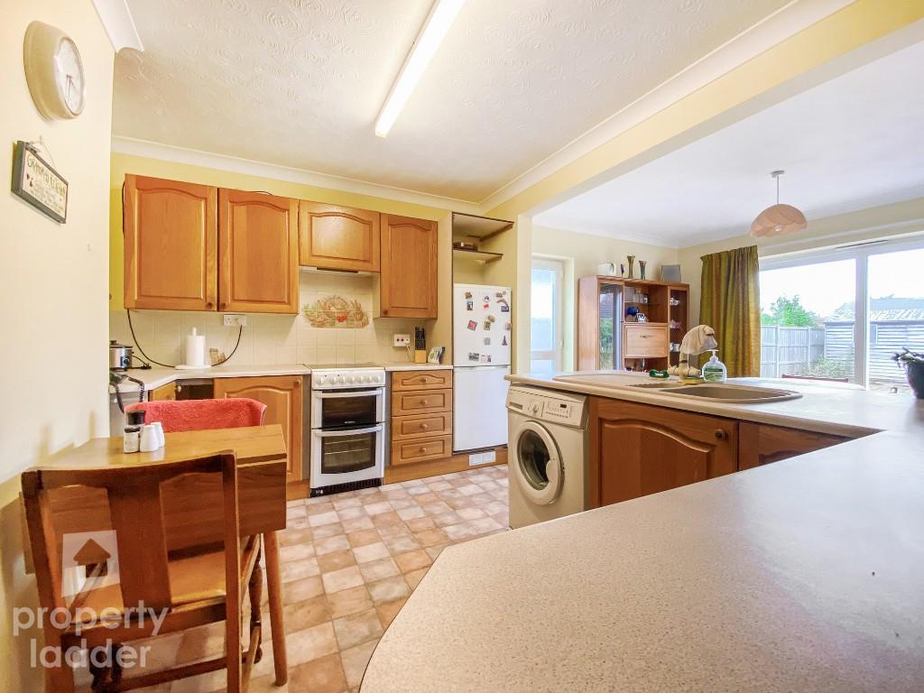 3 bedroom detached bungalow for sale in Crostwick Lane, SPIXWORTH, NR10