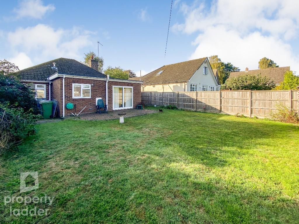 3 bedroom detached bungalow for sale in Crostwick Lane, SPIXWORTH, NR10