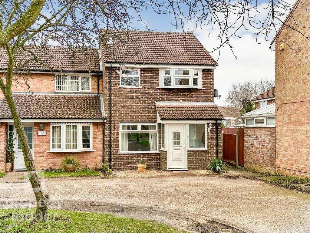 3 bedroom end of terrace house for sale in Chestnut Avenue, SPIXWORTH, NR10