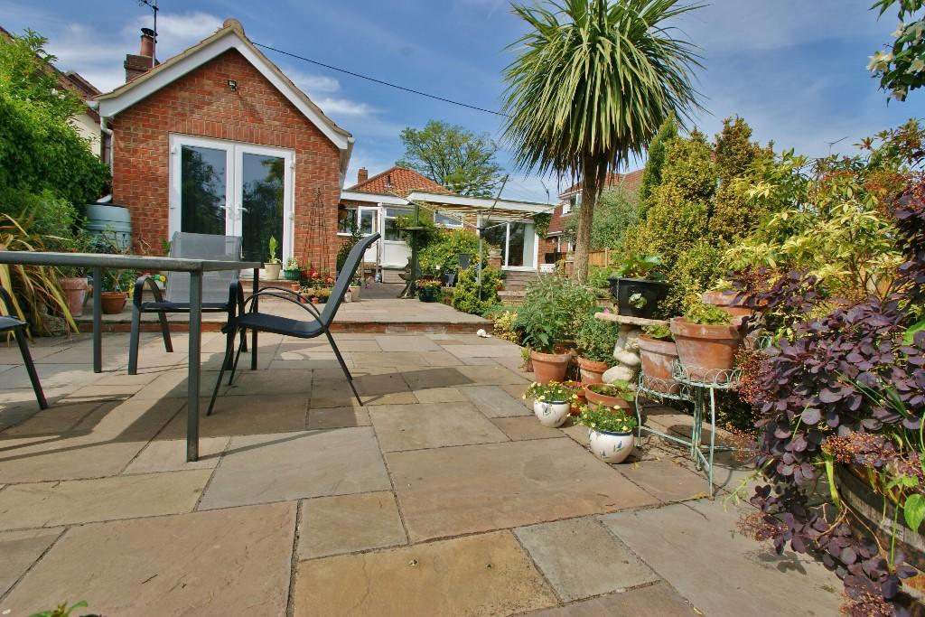 3 bedroom detached bungalow for sale in Park Road, SPIXWORTH, Norwich, NR10