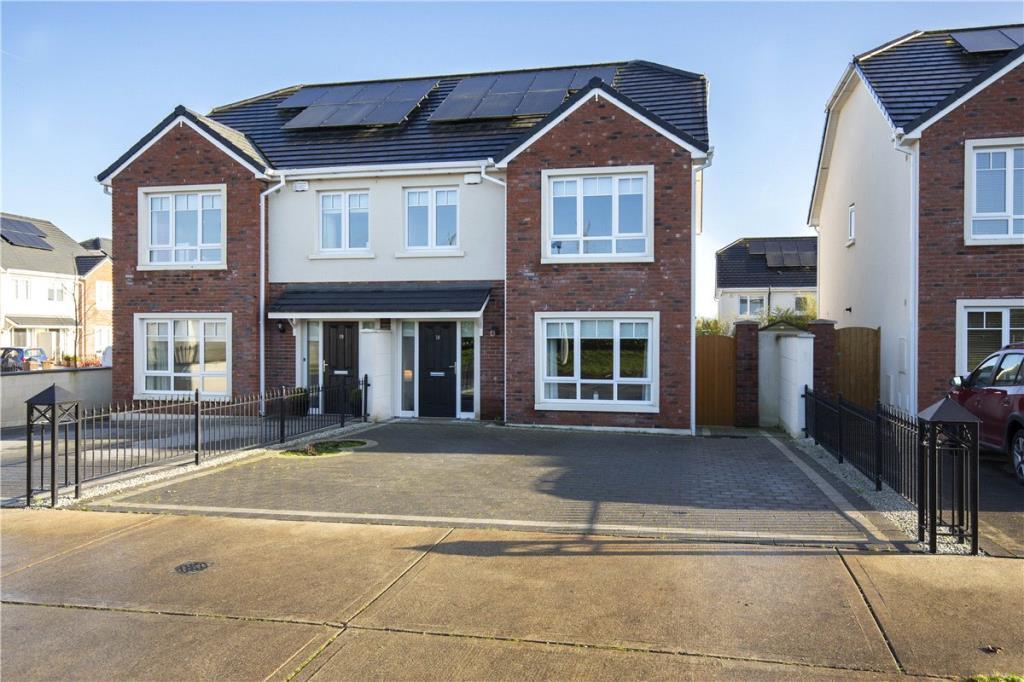 3 bedroom semidetached house for sale in 18 The Beeches, Archerstown