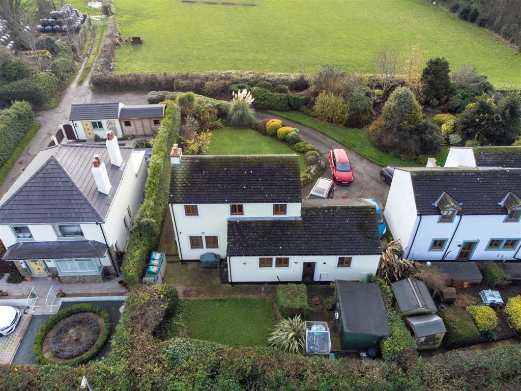 2 bedroom detached house for sale in Main Street, Overton, Morecambe, LA3