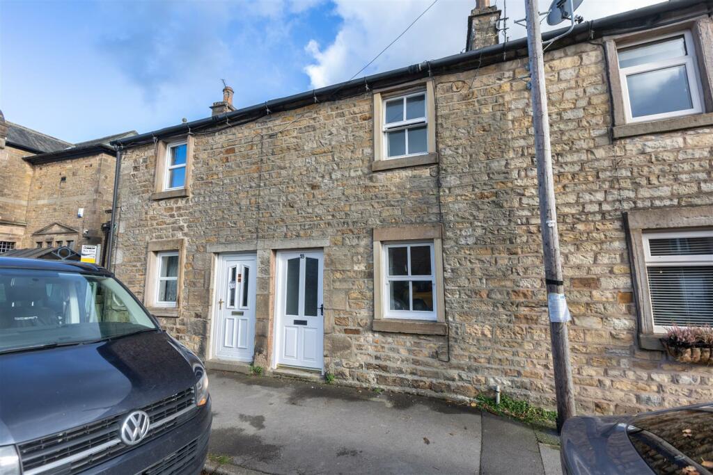 2 bedroom terraced house for sale in Main Street, Hornby, Lancaster, LA2