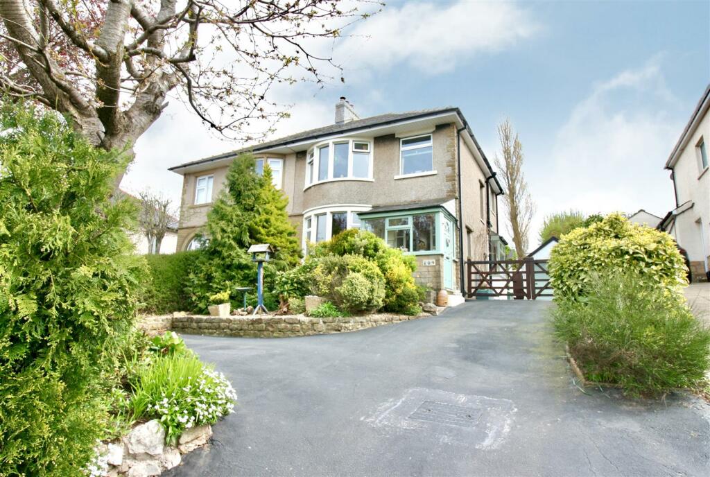 3 bedroom semidetached house for sale in Slyne Road, Bolton Le Sands, Carnforth, LA5