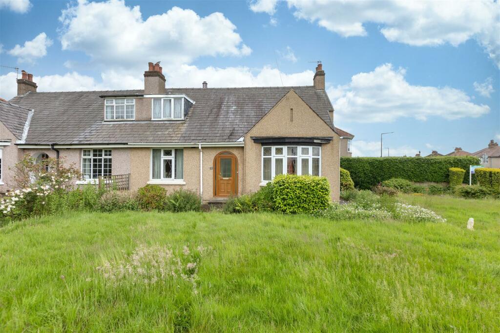2 bedroom semidetached bungalow for sale in Torrisholme Road, Lancaster, LA1