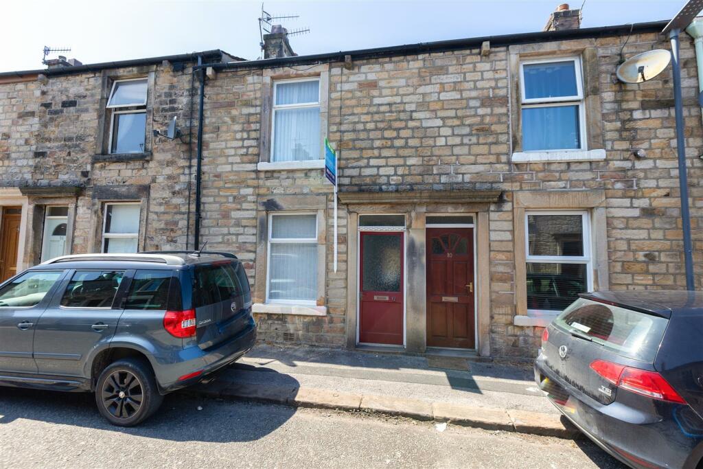 2 bedroom terraced house for sale in Street, Lancaster, LA1