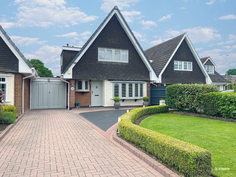 3 bedroom detached house for sale in Church Road, Burntwood, WS7 9EA, WS7