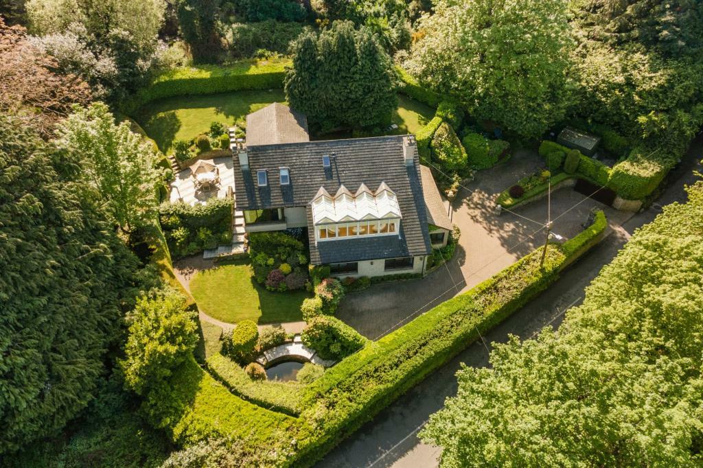 4 bedroom detached house for sale in Ballyshane, Woodside Road