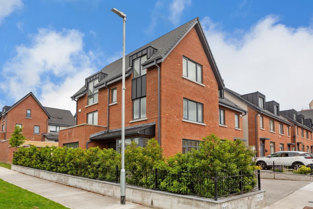 Main image of property: 38 Beechpark, Cabinteely, Dublin 18, D18 FE8C