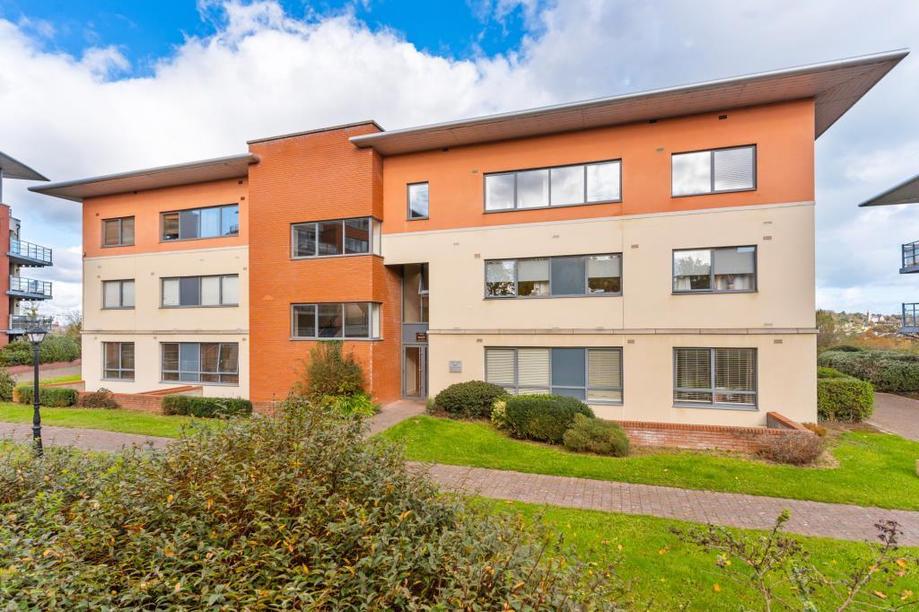 Main image of property: Apartment, 120 East Courtyard, Tullyvale, Cabinteely, D18YY31