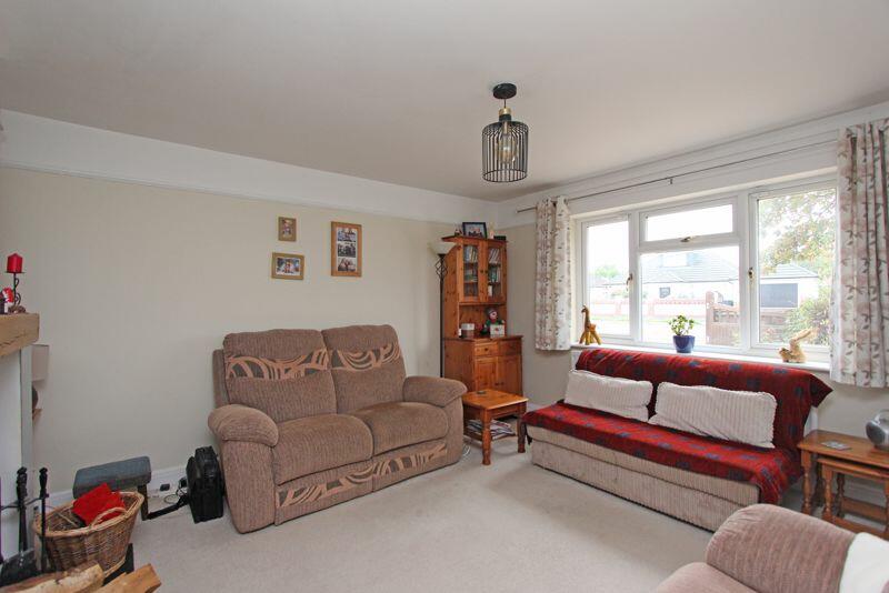 Additional property image - Oakwood Avenue, New Milton