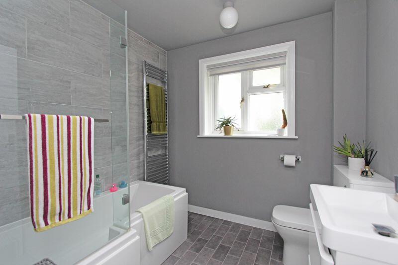 Additional property image - Oakwood Avenue, New Milton