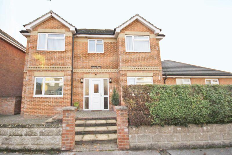 Main image of property: Avenue Road, Christchurch