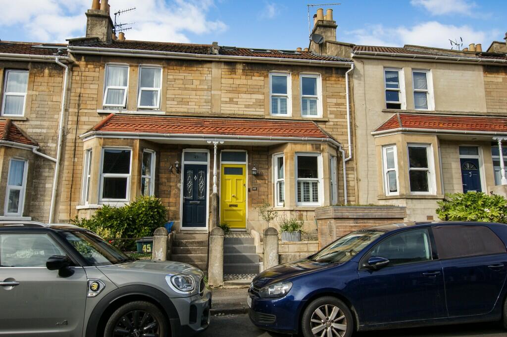 3 bedroom terraced house for sale in St. Johns Road, Lower Weston, Bath