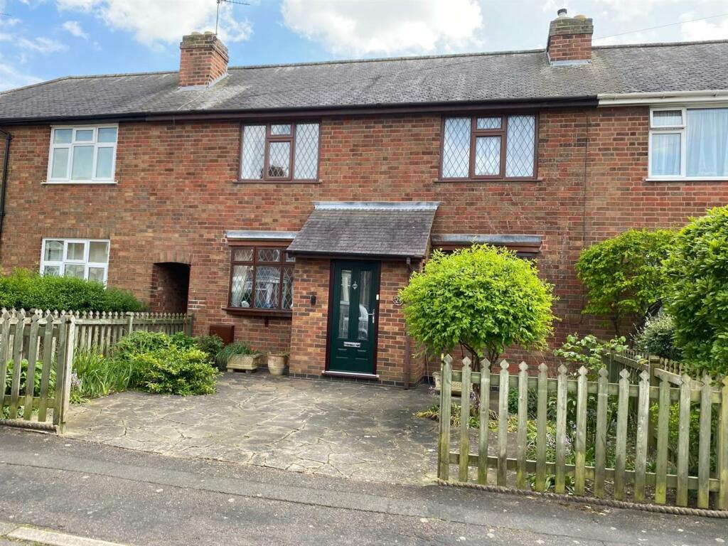 3 bedroom town house for sale in Harcourt Road, Wigston, LE18