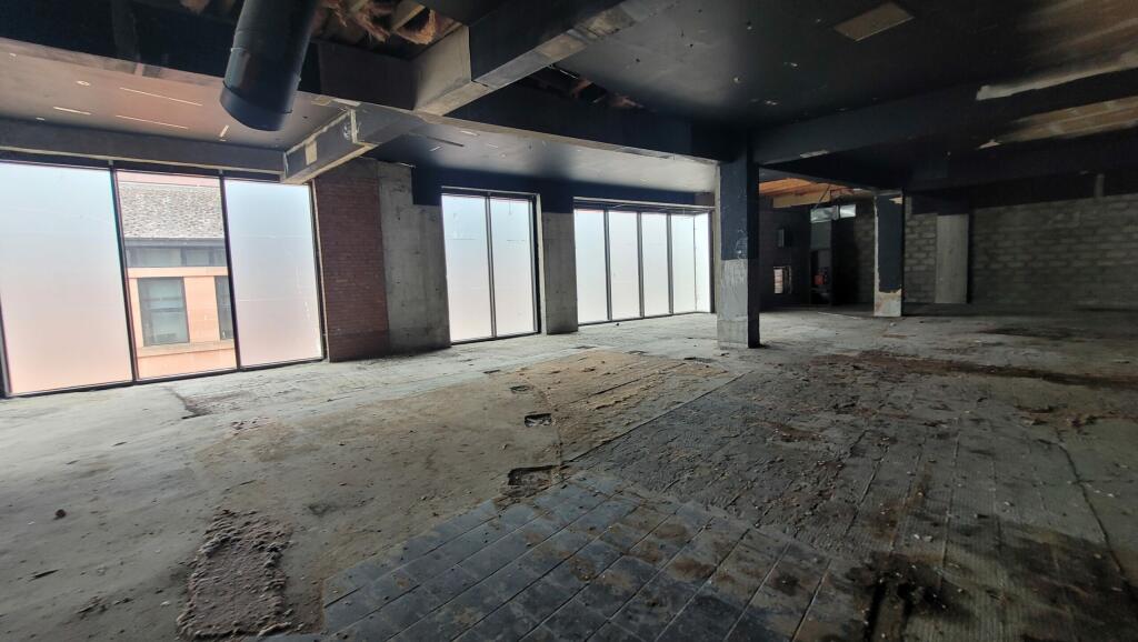 Additional property image - 38 High Street, Dumfries, DG1