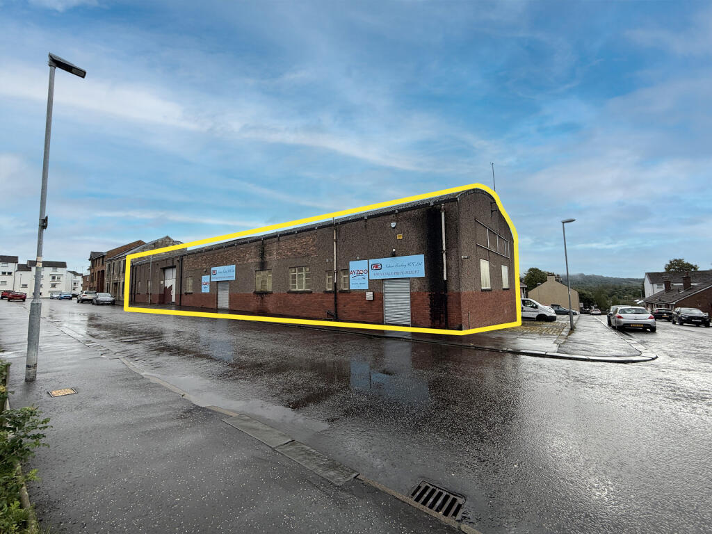 Main image of property: 18 Newtown Street, Kilsyth, G65