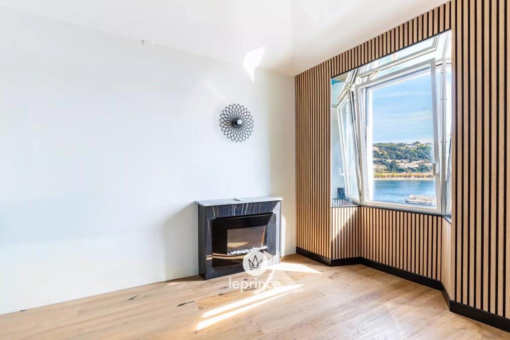 Main image of property: Provence-Alps-Cote d`Azur, Alpes-Maritimes, Villefranche-sur-Mer