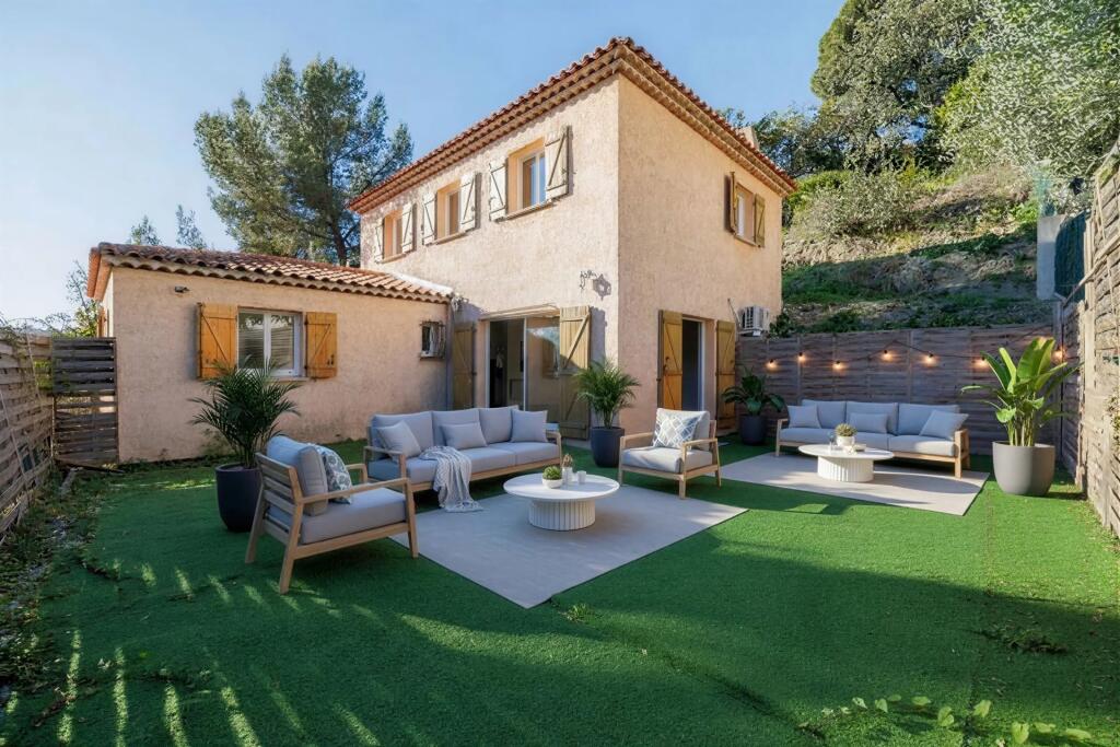 Main image of property: Provence-Alps-Cote d`Azur, Alpes-Maritimes, Nice