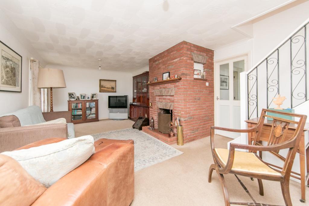 3 bedroom cottage for sale in Green Lane, Walton on the Naze, CO14