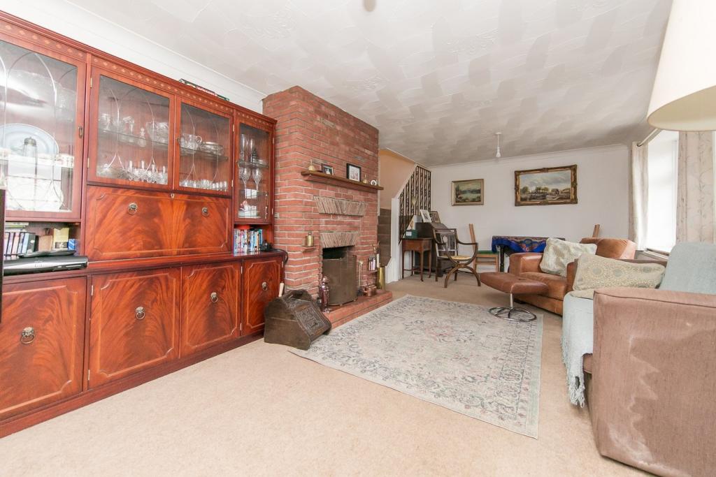 3 bedroom cottage for sale in Green Lane, Walton on the Naze, CO14