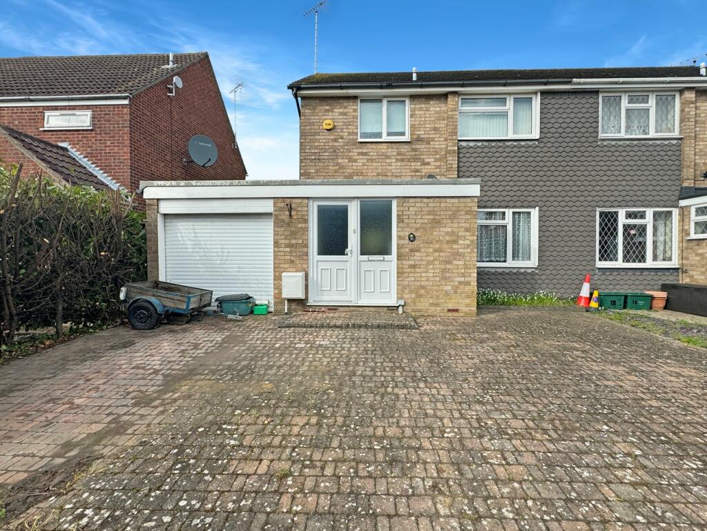 3 bedroom semidetached house for sale in Chaney Road, Wivenhoe, Colchester, CO7