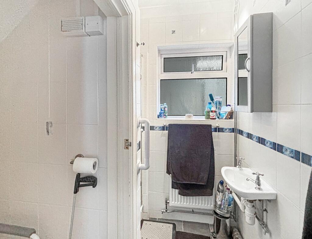 Additional property image - Albert Gardens, Clacton-on-Sea, Clacton, CO15