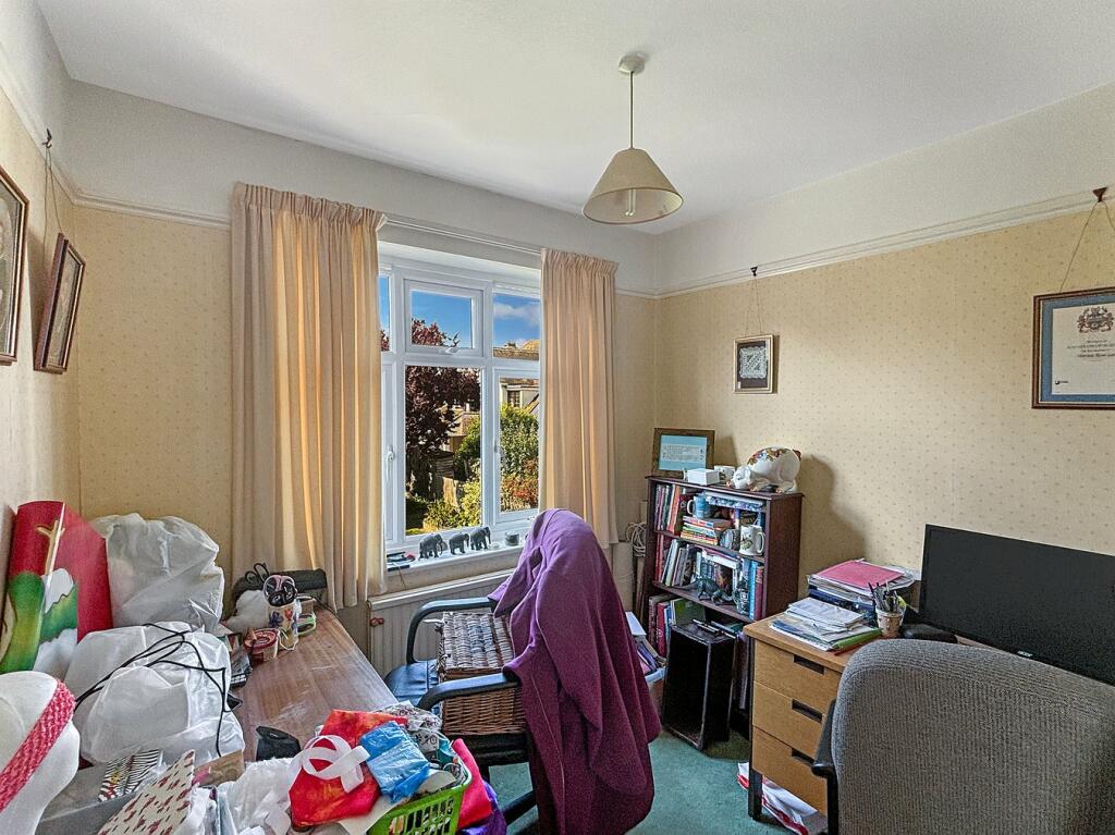 Additional property image - Albert Gardens, Clacton-on-Sea, Clacton, CO15