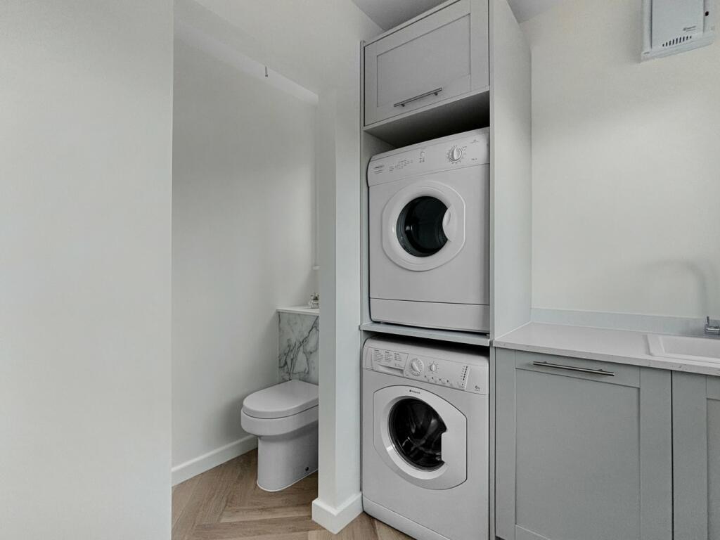 Additional property image - Aylesbury Drive, Holland-on-Sea, Clacton-on-Sea, CO15