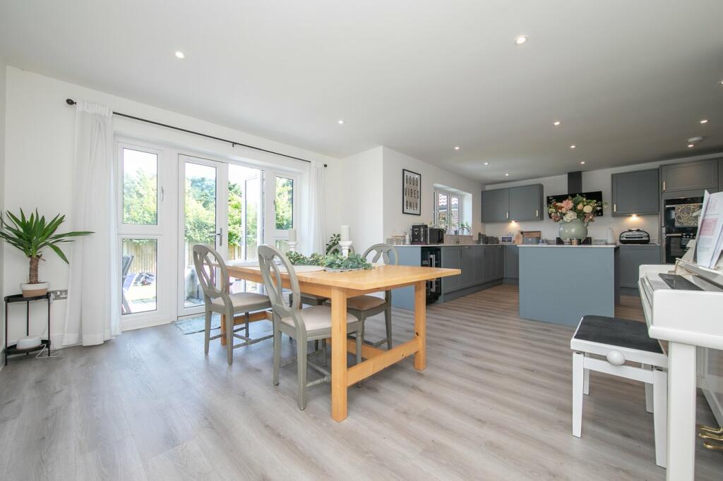 Additional property image - Colchester Road, Weeley, Clacton-on-Sea, CO16