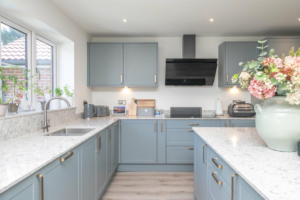Additional property image - Colchester Road, Weeley, Clacton-on-Sea, CO16