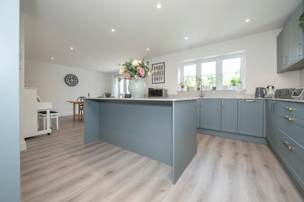 Additional property image - Colchester Road, Weeley, Clacton-on-Sea, CO16