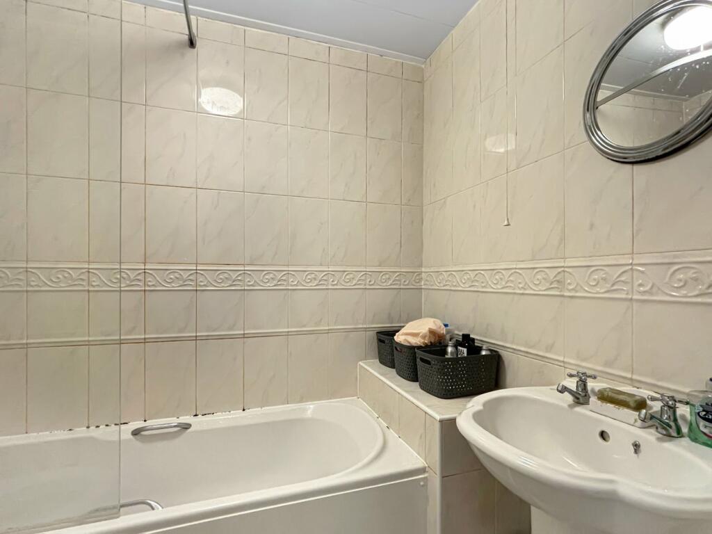 Additional property image - Admirals Walk, Wivenhoe, Colchester, CO7