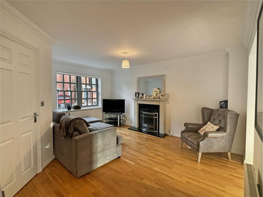 Additional property image - Old Ferry Road, Wivenhoe, Colchester, CO7