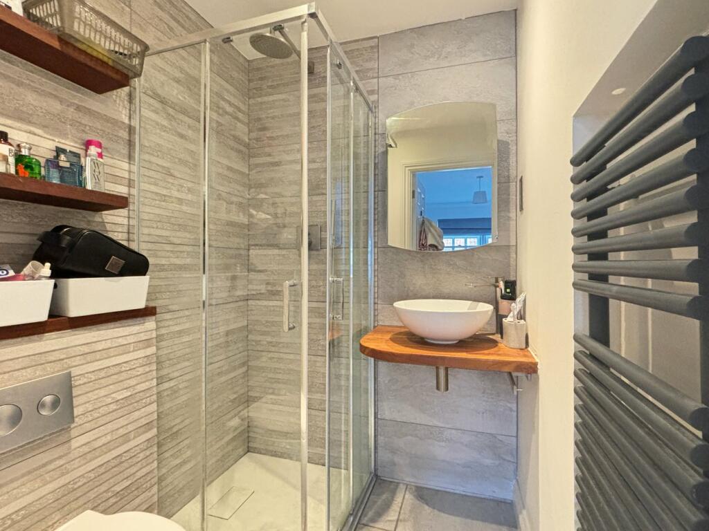 Additional property image - Old Ferry Road, Wivenhoe, Colchester, CO7